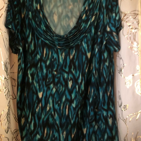 Teal and black popover top - Picture 3 of 3
